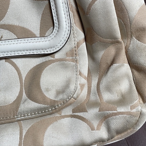 COACH Campbell Signature Hobo Handbag - Picture 6 of 6